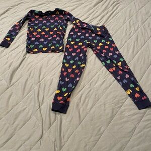Primary Rainbow Heart Kids Pajama Set Size 6-7